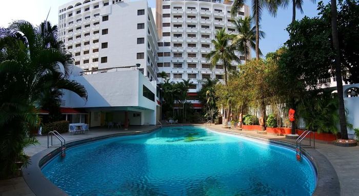 Hotel Savera